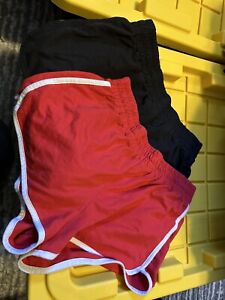 EUC Forever 21 Shorts Women's Medium Red Black  Dolphin bottoms lot of 2
