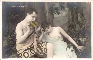 Juego de 5 postales fotográficas color tintadas a mano Daphnis et Chloe mujer desnuda años 1900 - Imagen 1 de 6