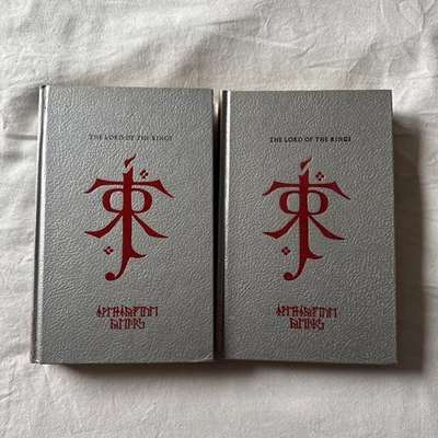 2 Lord of the Rings J. R. R. Tolkien RARE 1ST Silver Anniversary Edition 1981 - Imagem 1 de 4