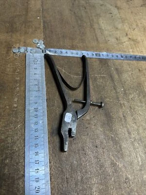 pince à avoyer OUTIL ANCIEN, old tool  n°2 - Photo 1/4