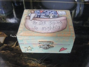 Arche Noah kleine Box für Schmuck 4" breit x 3" hoch x 2" tief - Bild 1 von 7