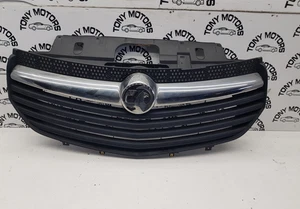 2017 VAUXHALL VIVARO '14-19 FRONT UPPER GRILLE - Picture 1 of 9