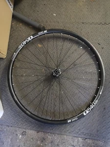 Shimano Gravel Vorderrad 28 Zoll Centerlock HB-RS470 Nabe 12mm Steckachse - Bild 1 von 3