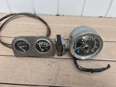 Lote De Aceite De Colección Años 60 Tacómetro Tacómetro Aldaba De Rodilla Sw Temp Gm Ford Mopar Foto 1 de 4