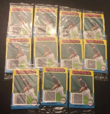 2011 Topps Lineage 1975 Mini Relics Jersey Dan Uggla 75R-DU UNOPENED - Image 1 of 2