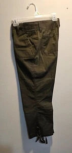 Women’s Size 6 Dark Green George Capri Pants - Picture 1 of 10