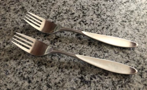 (2) WMF Fraser EDINBURGH FESTIVAL Dinner Fork Cromargan Stainless Flatware Japan - Picture 1 of 4