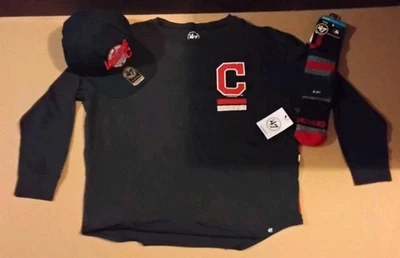 Cleveland Indians Lot 2 Ladies '47 Brand Long Sleeve T-shirts Small, Socks & Hat - Image 1 of 4