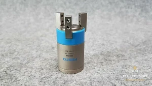FESTO HGD-16-A 174819 TN I p máx. 8bar I PINZA NEUMÁTICA DE TRES PUNTOS - Imagen 1 de 7
