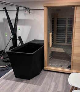 Chill Tub Lite Automated Ice Bath Plunge with Ozone. Ex-Display £3500 RRP - Picture 1 of 8