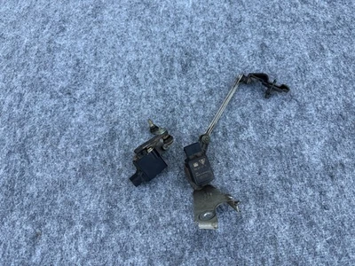 HEADLIGHT LEVEL SENSOR WITH BRACKET PORSCHE BOXSTER S 911 (1997-2004) OEM - Image 1 of 3