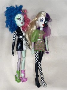 MGA Bratz Bratzillaz Glam Gets Wicked Switch-A-Witch Dolls Lot Dressed W/Wigs - Picture 1 of 7