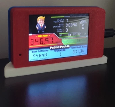 Donald Trump Nerd Miner - Solo Crypto Miner 350+kh/s 2 x 2,8" Bildschirm - Gadget - Bild 1 von 4