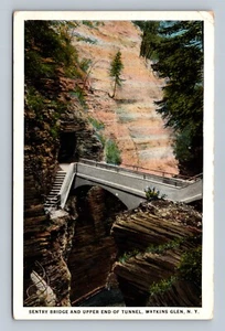 Watkins Glen New York Sentry Bridge And Upper End Of Tunnel Postcard - Picture 1 of 2