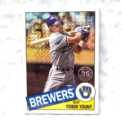 2020 TOPPS 35th Anniversary - Mojo 85 Style - Robin Yount - CARD  # 85TC 25 - II - Image 1 of 4