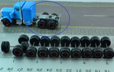 Herpa 10 llantas marrones juegos de ruedas dobles unidad de tractor camiones remolques 1/87 (HO5507) Foto 1 de 3