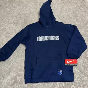 Neu mit Etikett NBA lizenzierter Dallas Mavericks Nike Hoodie, Kindergröße 6 Center Swoosh - Bild 1 von 11
