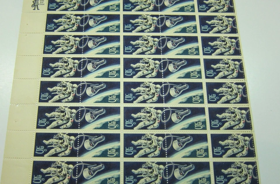 Mint 1967 Space Walk U.S. Postage Stamp Sheet of 50 Stamps (#12) - Image 1 of 1