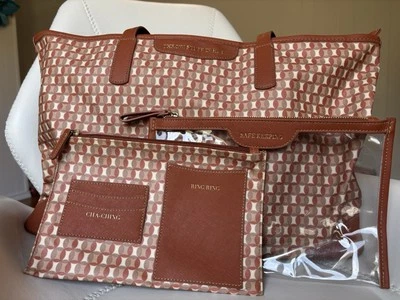 Bolsa de viaje Time & Tru Throw Stuff In Here Foto 1 de 4