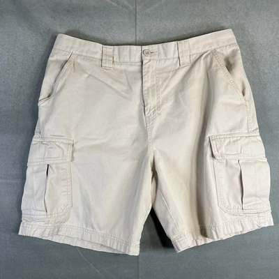Croft & Barrow Cargo Shorts Mens 36 Cream 8" Inseam Utility Pocket Cotton - Image 1 of 4