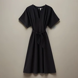 Biesen schwarz Doubleface Flanell Gianna Kleid Größe Large neutral Capsule LBD - Bild 1 von 16