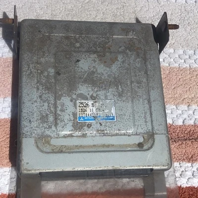 Módulo de control ECM del motor 1,5 L MT compatible con 96 MAZDA PROTEGE Z526 18 881A Z52618881A Foto 1 de 3