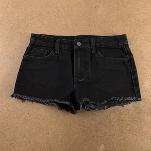 SHEIN Girls Size 10 Black Raw Hem White Embroidered Detail Denim Shorts New - Picture 1 of 4