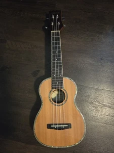 Mitchell Ukulele Model MU-70/N - Picture 1 of 4