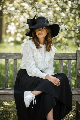 Geo W  BOLLMAN WOOL FELT LADIES HAT SATIN BOW 6 7/8 VINTAGE PRIVATE COLLECTION - Image 1 of 4