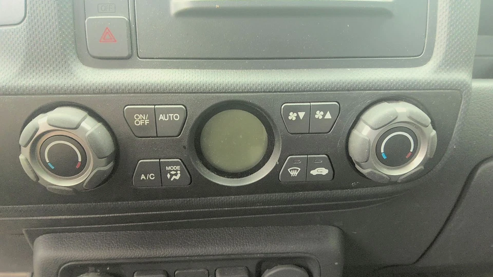 13 HONDA RIDGELINE Heater A/c Control - Image 1 of 1