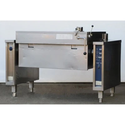 Sartén a presión Electrolux 583308 40 galones, eléctrica Foto 1 de 4