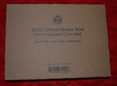 Sealed 2022 United States Mint Uncirculated Coin Set - P & D 20 Coins Cover