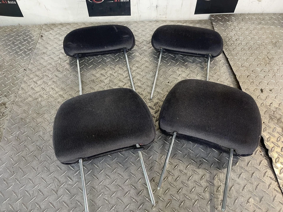 2001-2002 Chevrole Silverado Sierra Front And Rear Headests Oem Tested Gray Foto 1 de 4