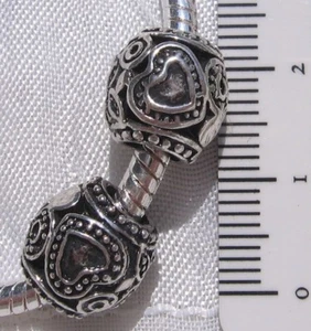2 CHARMS PERLES ANNEAUX COEURS METAL ARGENTE 11x10mm trou 5mm COMPATIBLE *E25 - Picture 1 of 1