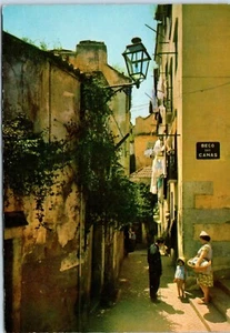 Alfama, City District of Lisbon , Portugal Postcard Posted 1961 - Picture 1 of 2
