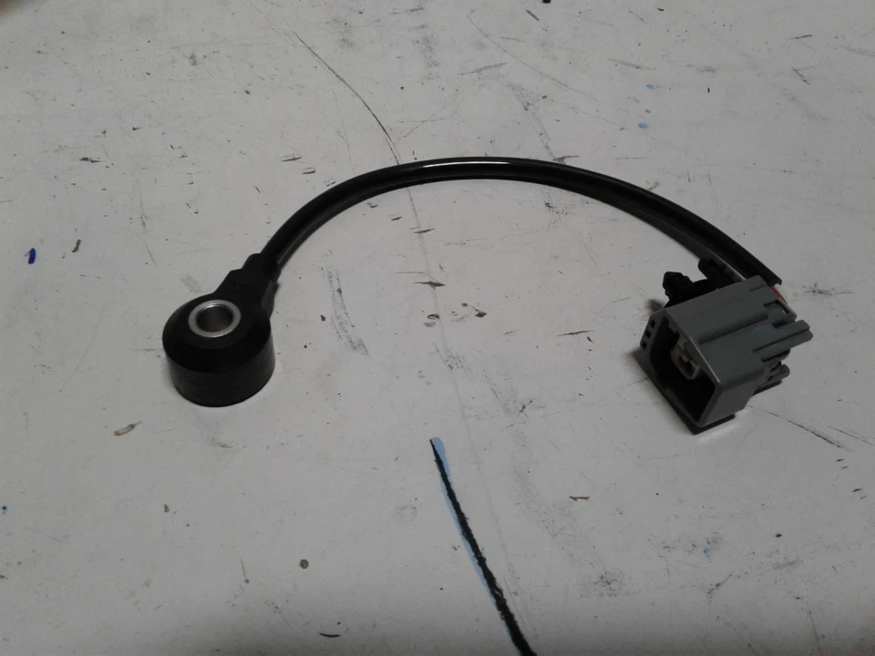 FORD TRANSIT VH-VJ 10/2000-08/2006 NEW ANTI-KNOCK SENSOR - image 1 of 1