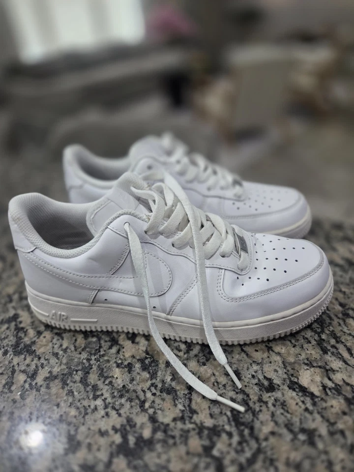 Hombre Nike Air Force 1 Talla Baja 8 Foto 1 de 4