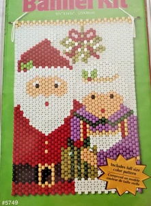 The Beadery "Mr & Mrs Claus" Beaded Banner Kit Size 9 3/4" x 14 3/4" - Picture 1 of 3