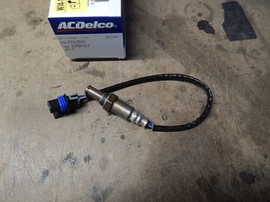 Oxygen Sensor Heated New Genuine GM 12589321 Canyon Silverado Sierra Colorado - Bild 1 von 4