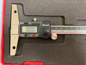 Medidor de profundidad electrónico Starrett 3753A-6/150, rango de 0 a 6" - Imagen 1 de 23