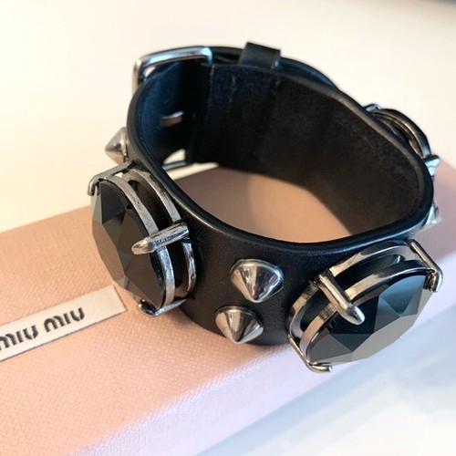 MIU MIU Bracciale in pelle miumiu nero 2 GIAPPONESE