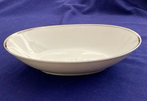 Sango PALLAS Oval 11" Serving Bowl Fine China White Platinum Border Japan vtg - Picture 1 of 9