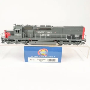Athearn HO Scale Southern Pacific SP #8353 SD40T-2 Diesel Locomotive 95124 - Picture 1 of 5