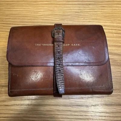 A Hardy The “Houghton” strapped leather cast case - image 1 of 4