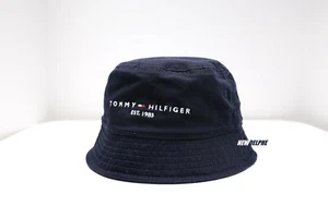 CAPPELLO A SECCHIO CON LOGO TOMMY HILFIGER FIRMATO CON ETICHETTE BANDIERA DA UOMO SCURO NAVY L/XL - Foto 1 di 4