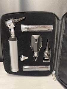 ADC Diagnostic Otoscope And Opthalmoscope Instrument Set With Case - Picture 1 of 12