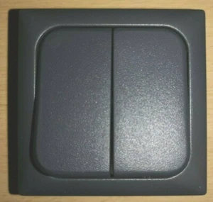 DOPPIO/DOPPIO INTERRUTTORE LUCE E TELAIO CARAVAN CAMPER CAMPER BARCA 12V CBE C-LINE - Foto 1 di 5