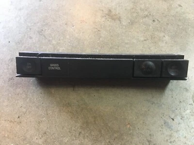 90-95 1992 CHRYSLER LEBARON КУПЕ ТРАНСФОРМИРУЕМЫЙ КРУИЗ-КОНТРОЛЬ ПЕРЕКЛЮЧАТЕЛЬ 4566265 - Изображение 1 из 4