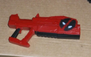 1/6 scale 12 inch Marvel Legend Deadpool action figure Blaster Rifle - Picture 1 of 2
