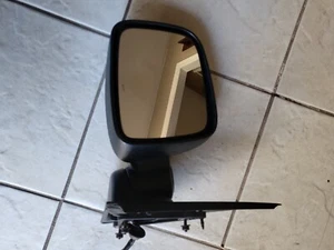2002-2007 Jeep Liberty Left Driver Power Door Mirror OEM - Picture 1 of 6